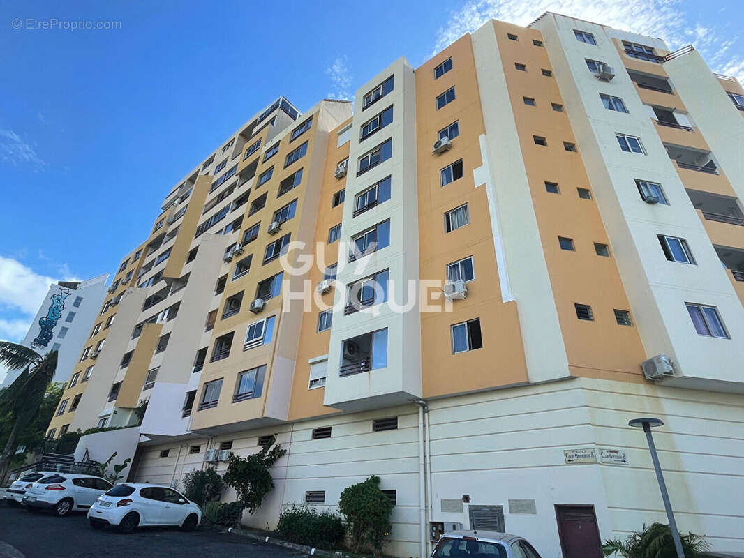 Appartement à SAINT-DENIS