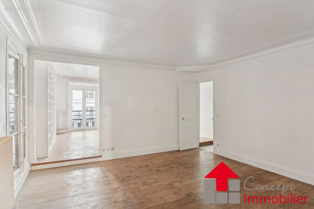 Appartement à PARIS-3E