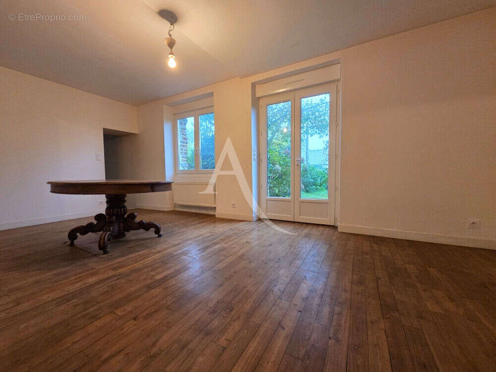 Maison à SAINT-NICOLAS-DE-REDON