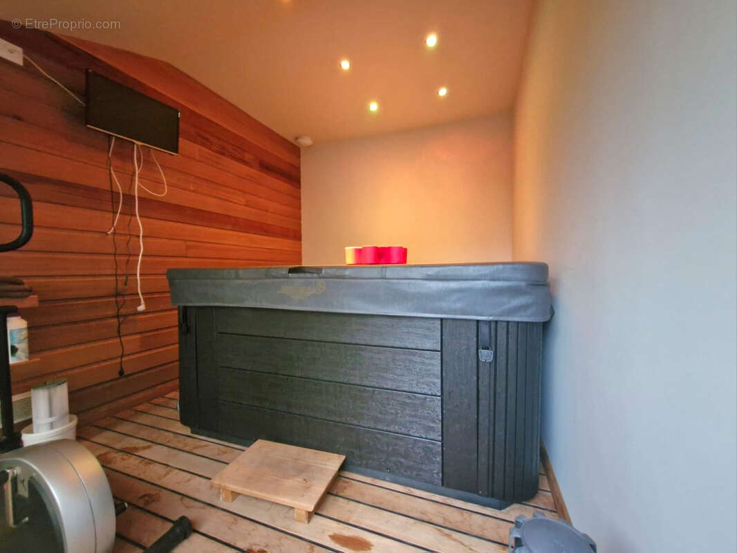 Maison à LA MEIGNANNE