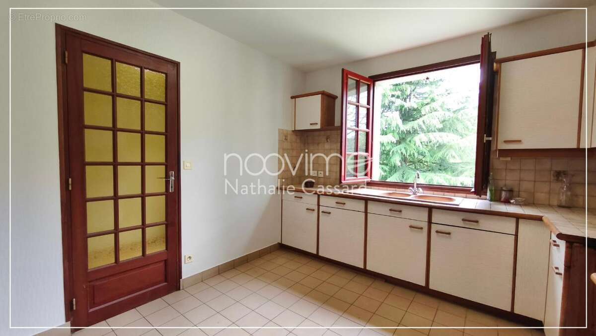 Maison à LES TOUCHES