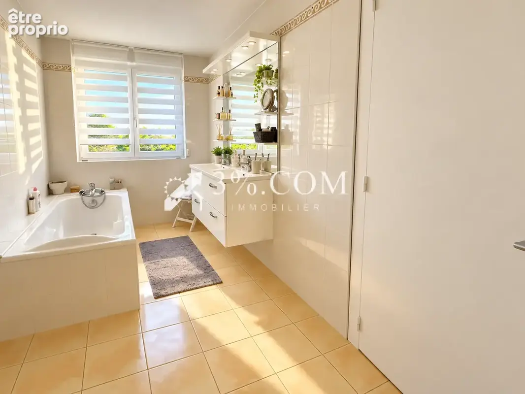 Maison 154 m2 - 5 chambres - jardin - piscine - garage - luneville - photo 13