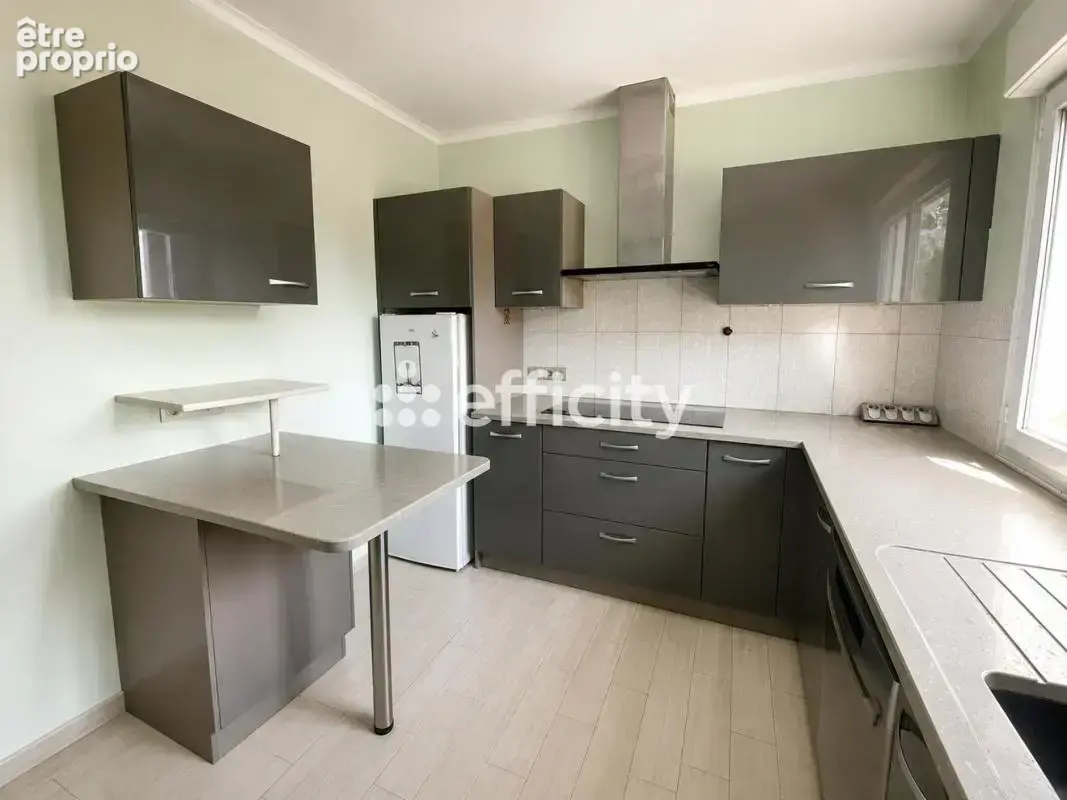 Maison 107 m² à Chambray-Les-Tours  - photo 4