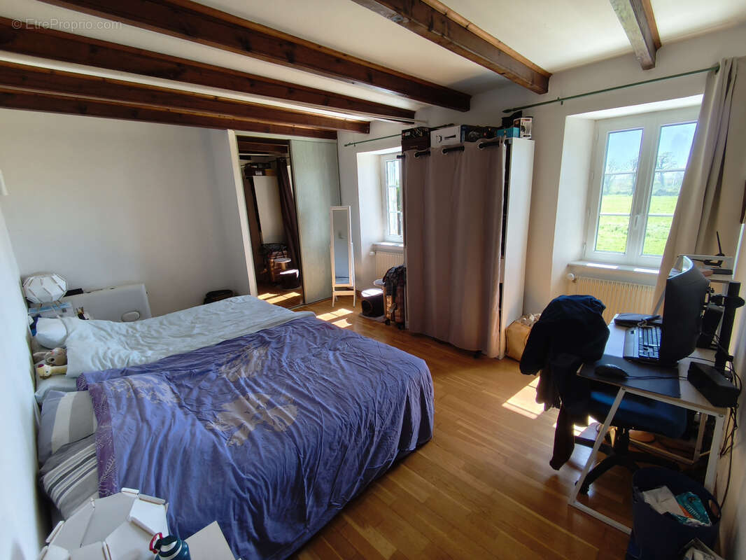 Maison à SAINT-DENIS-LE-GAST