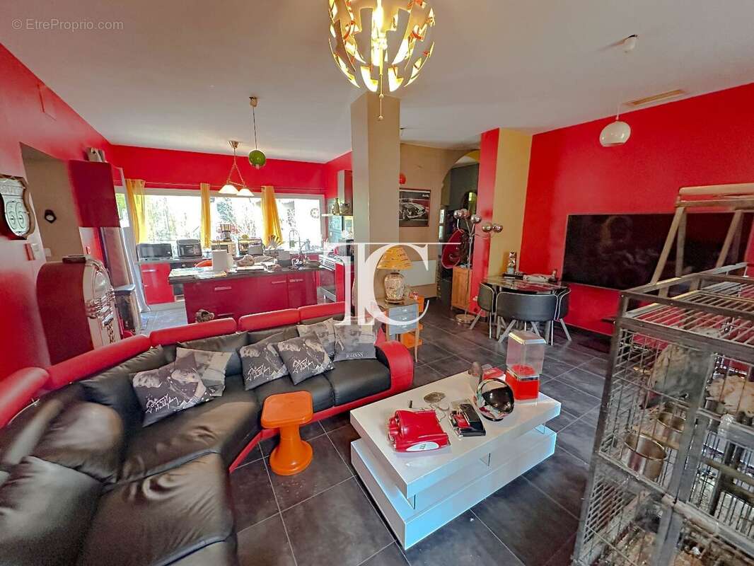 Maison à SAINT-AMBROIX