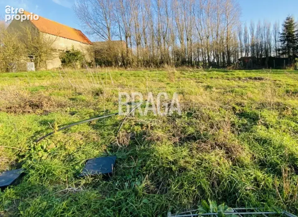 Terrain à OUTREAU