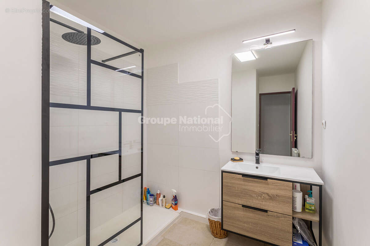 Appartement à CARRY-LE-ROUET