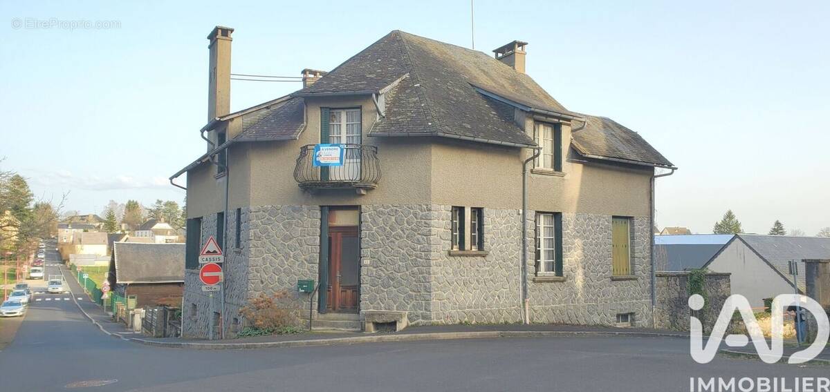 Photo 1 - Maison à NEUVIC