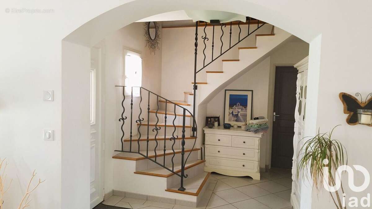 Maison 155 m² à Le Plessis-Hebert  - photo 9