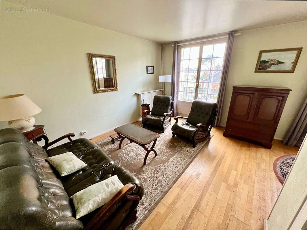 Maison à CONFLANS-SAINTE-HONORINE