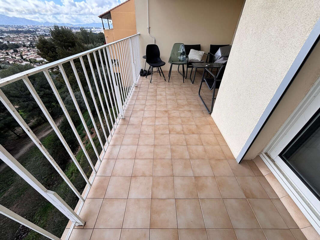 Appartement à MARSEILLE-13E
