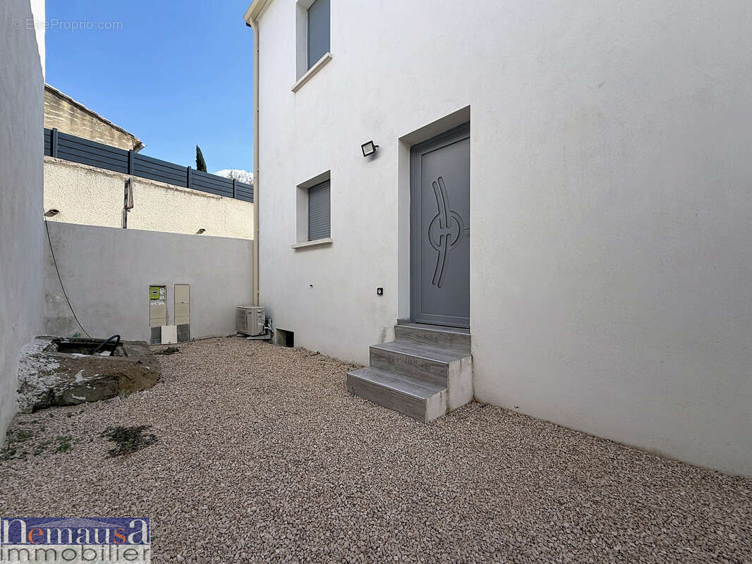 Maison à SAINT-BONNET-DU-GARD
