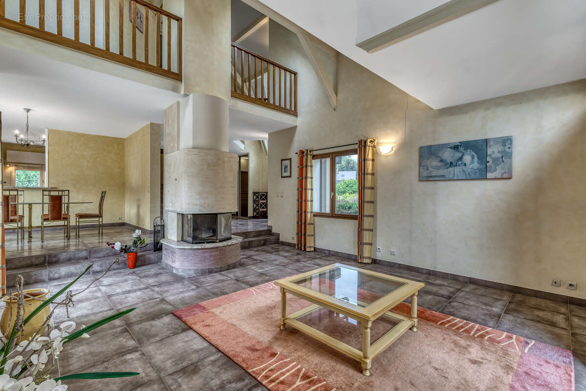 Maison à LA RAVOIRE