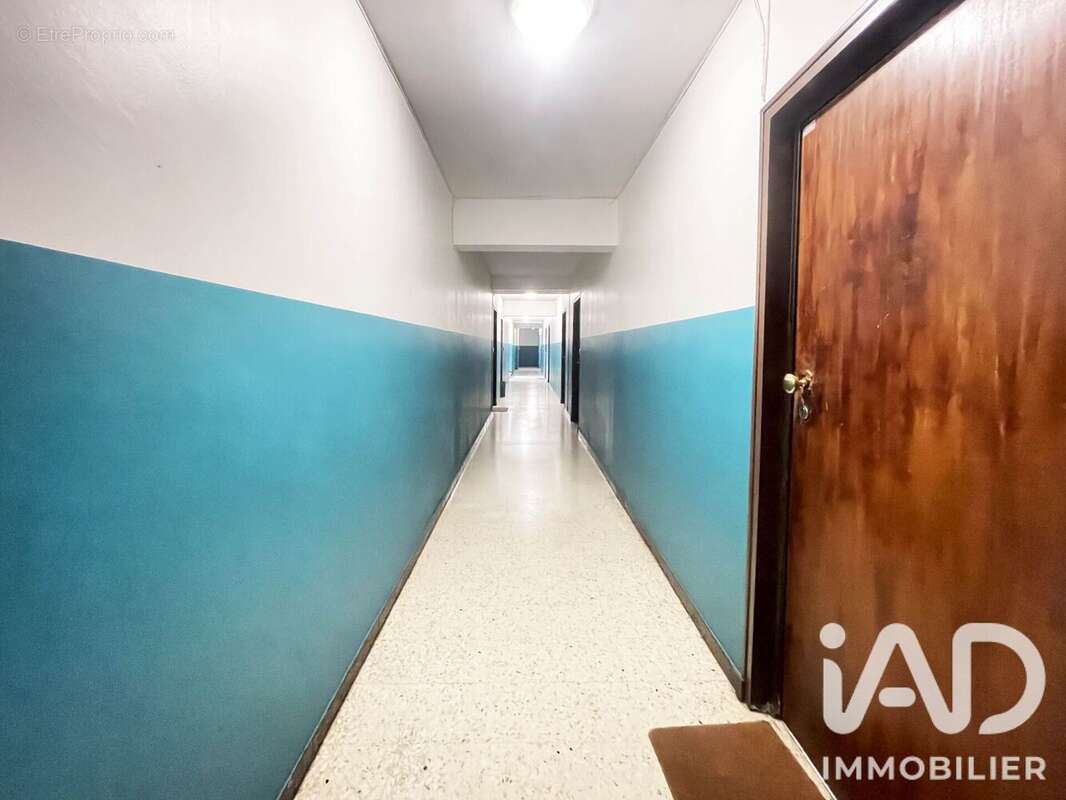 Appartement 27 m² à Toulon  - photo 6