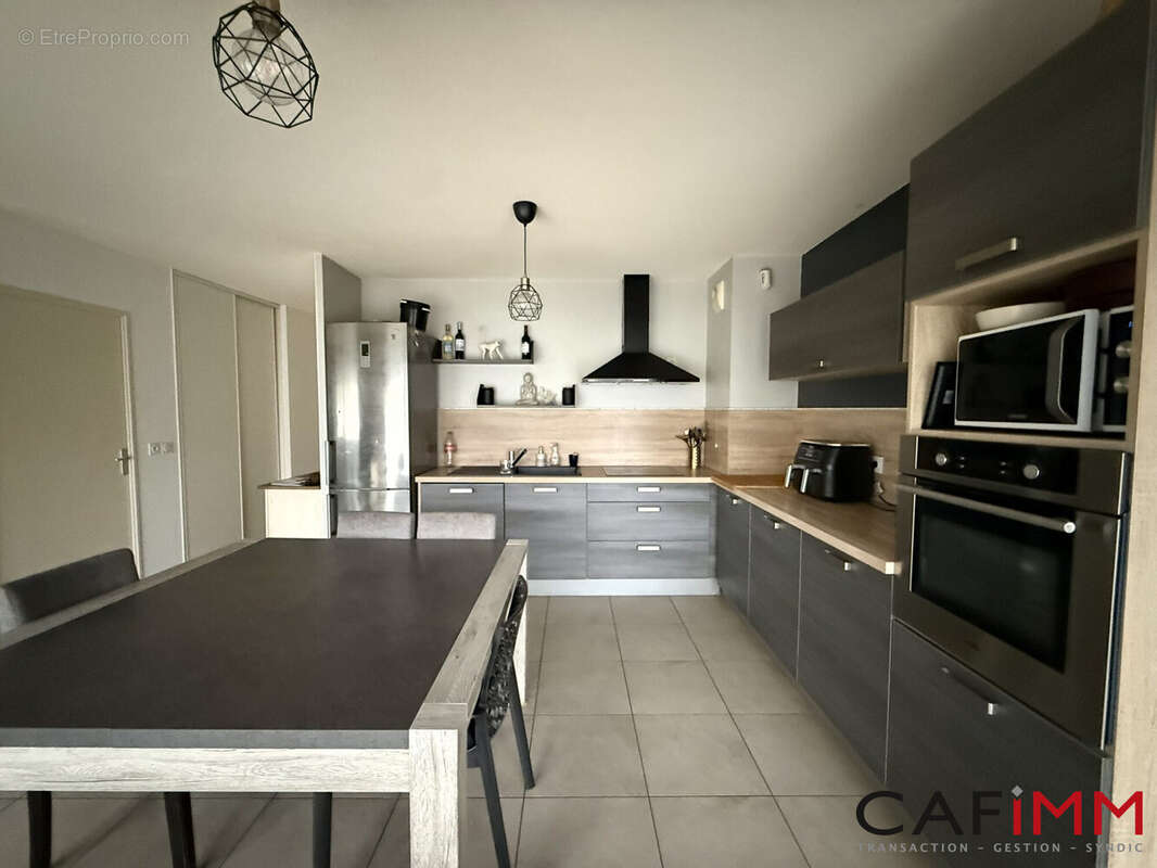 Appartement à VAULX-EN-VELIN