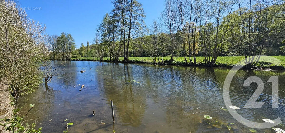 Terrain à BONNEVAL