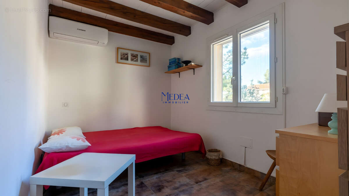 Maison 70 m² à Marseille-10e  - photo 6