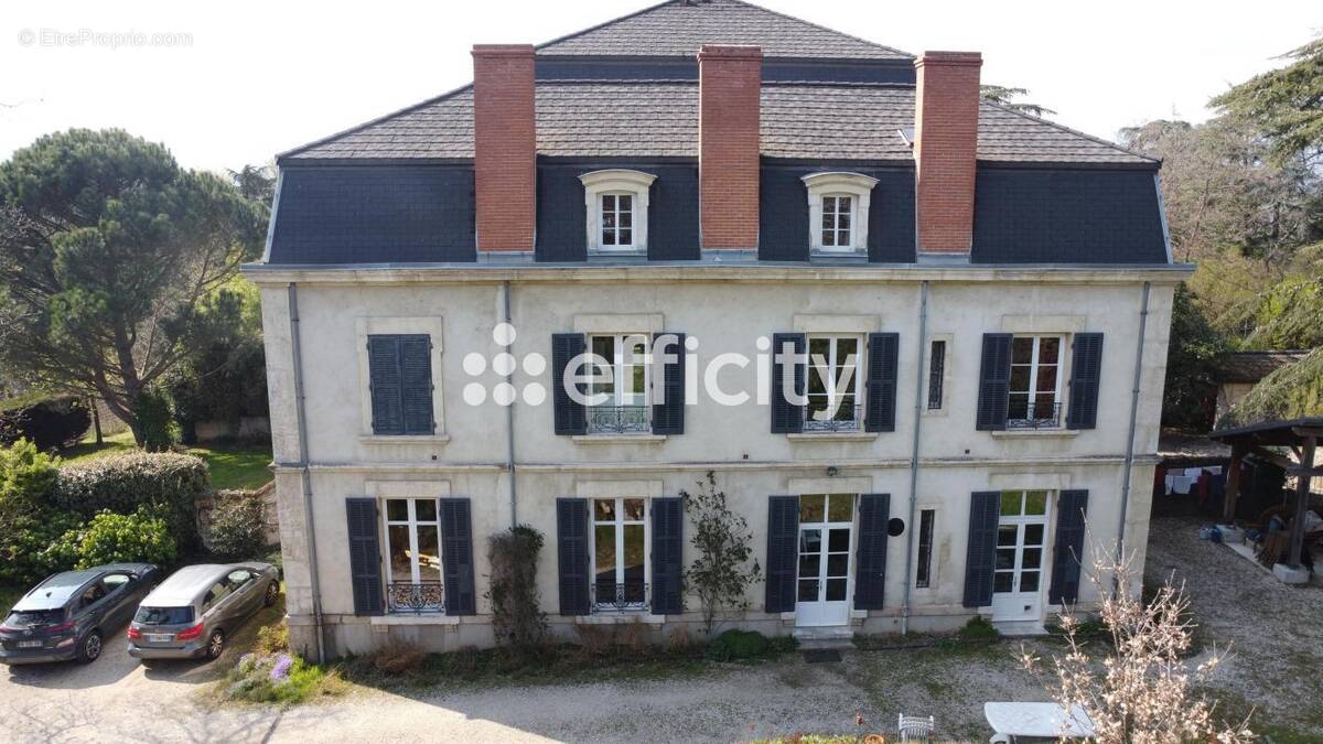 Maison à DAVEZIEUX