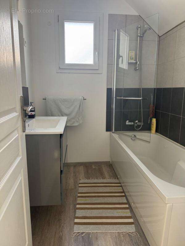 Maison individuelle sur ARGENTRE - photo 10