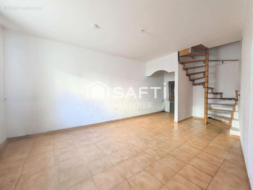 Photo 2 - Maison à CHATEAURENARD