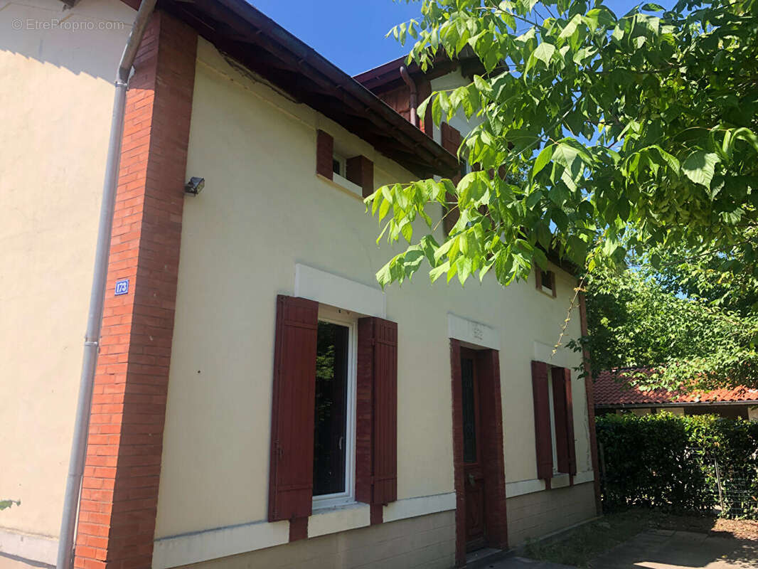 Maison à SABRES