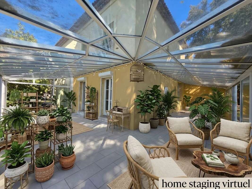 Propriété  -  6700m² de terrain - garage - photo 4