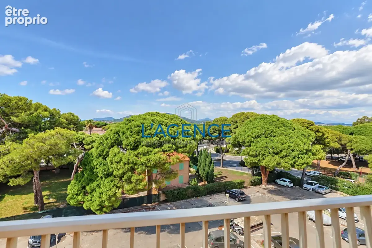 Appartement T2 de 35m2 avec 26m2 de terrasse sur le port de hyeres - photo 8