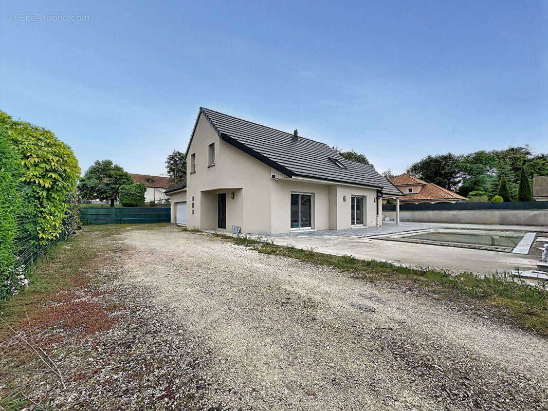 Maison de 160 m2 - FENAY/DOMOIS - photo 14