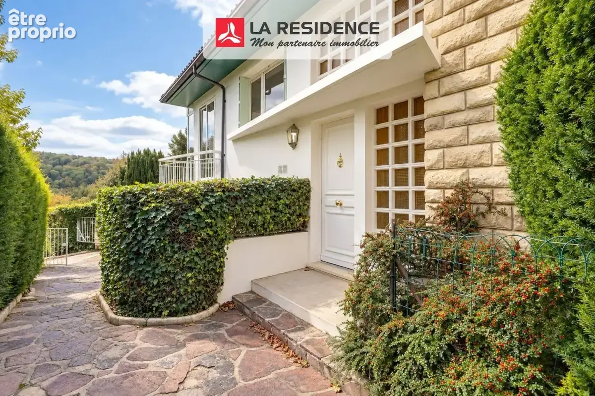 Maison 7 pièces 173 m² à vendre à Nezel (78410) - photo 1