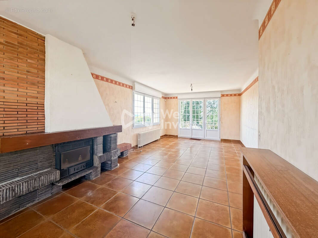 Maison 180 m² à Aiglemont  - photo 3