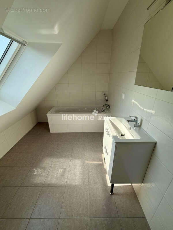 Salle de bains  - Maison à SAINT-NAZAIRE