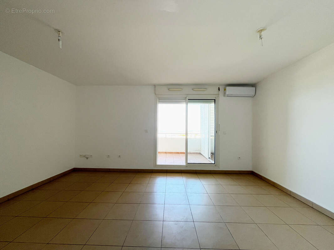 Appartement à SAINT-DENIS