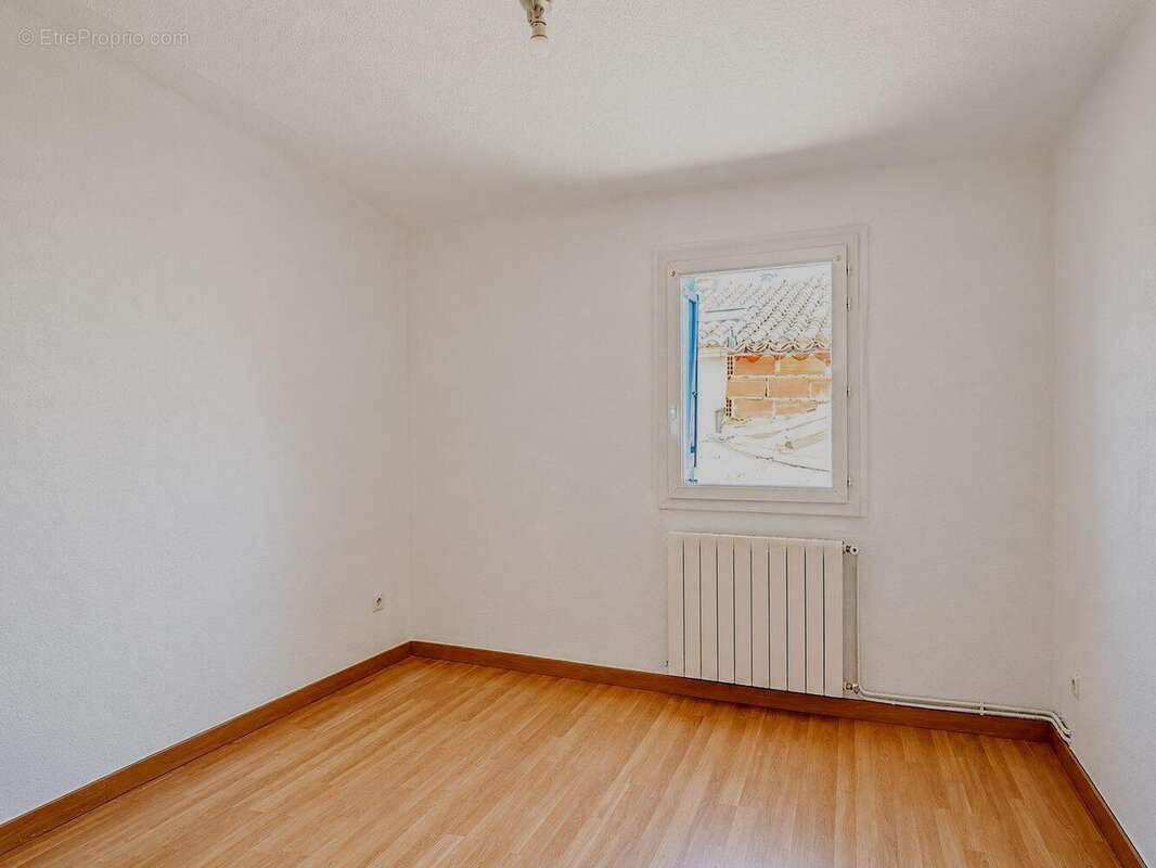 Appartement 74 m² à Narbonne  - photo 2