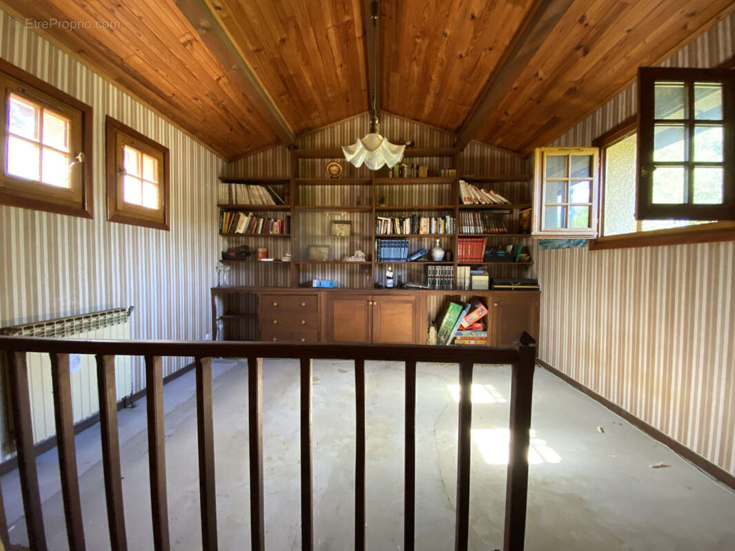 5 MN ANNONAY, maison de 128m2 sur un terrain de 3141m2 - photo 4