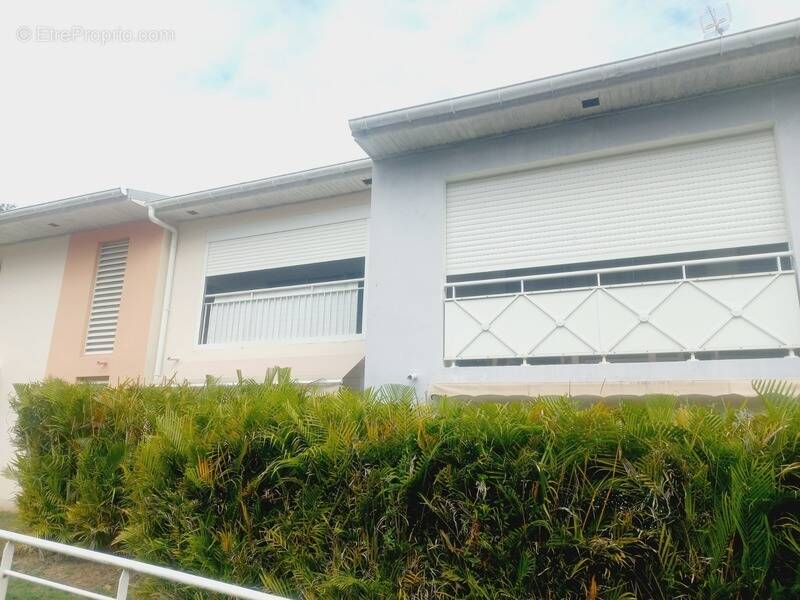 Appartement à LES ABYMES