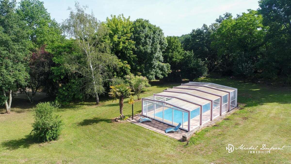 Maison 164 m² à Le Buisson-De-Cadouin  - photo 2