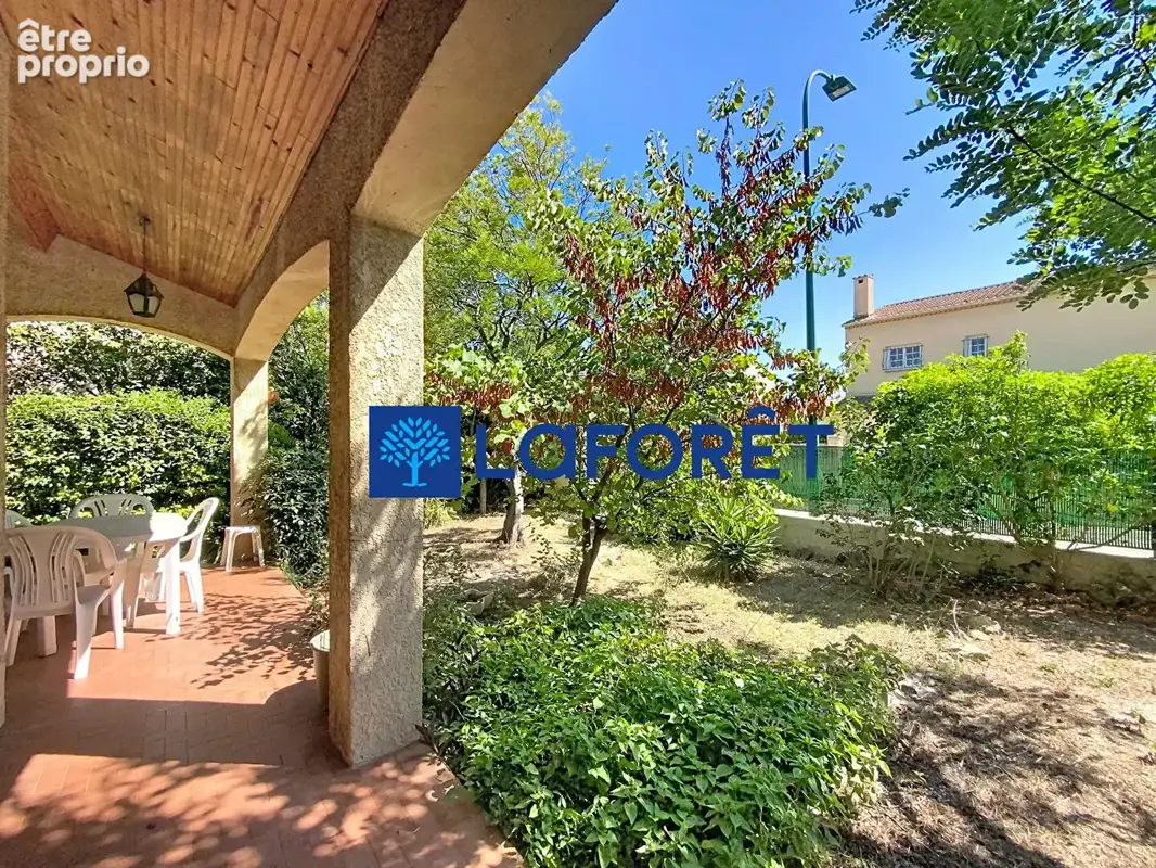 Villa La Garde 6 pièces 132 m² - Terrain 460 m² - photo 2