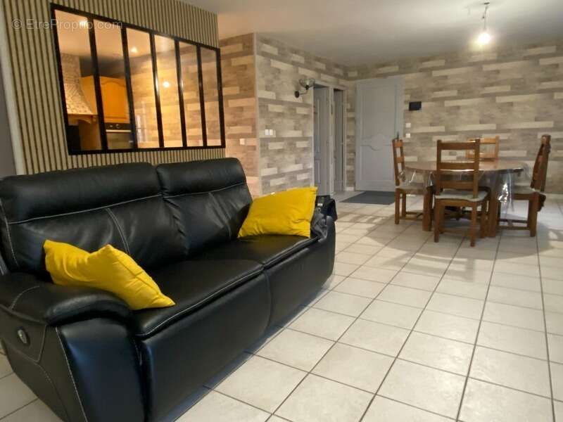 Maison à SAINT-GERMAIN-DE-LIVET