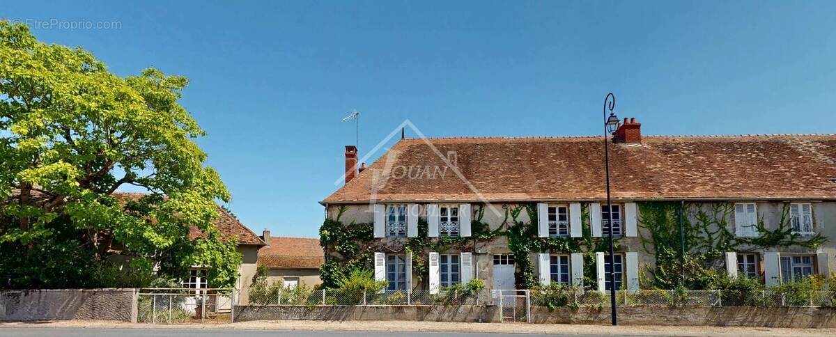 Maison à SAINT-HILAIRE