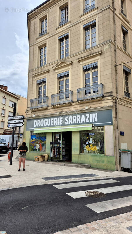 Commerce à BOURG-DE-PEAGE