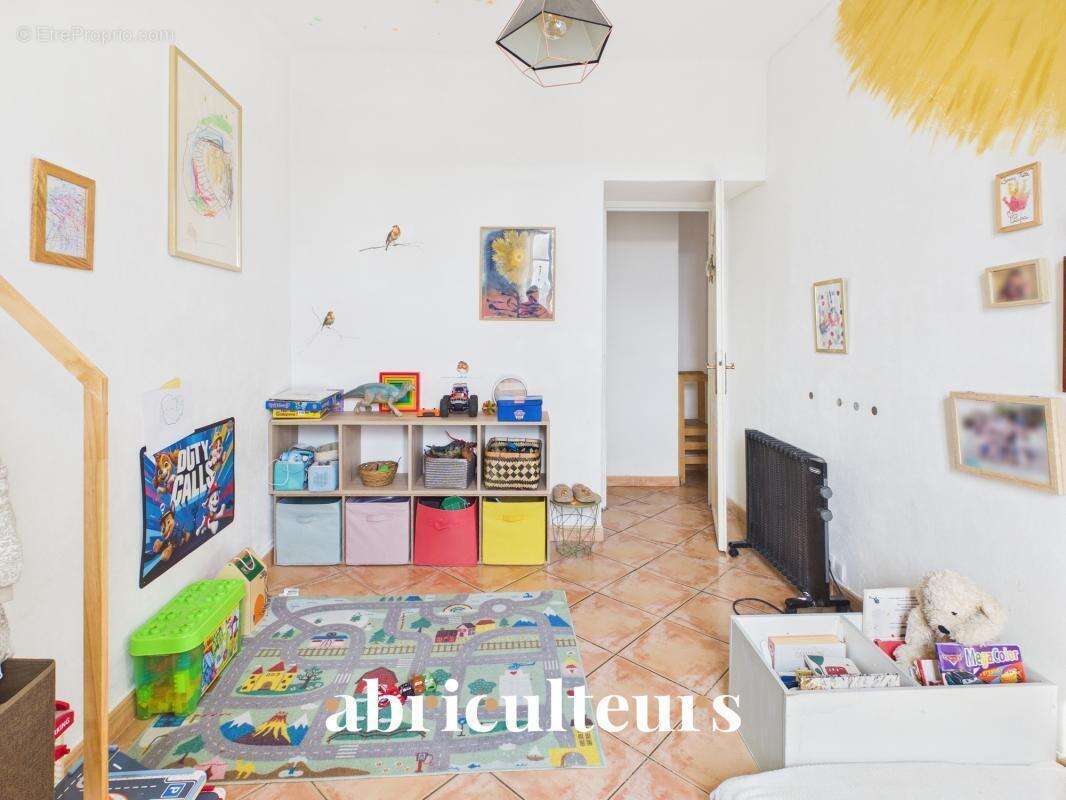 Appartement à CALLIAN