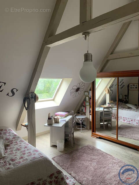 Maison à CHEILLE