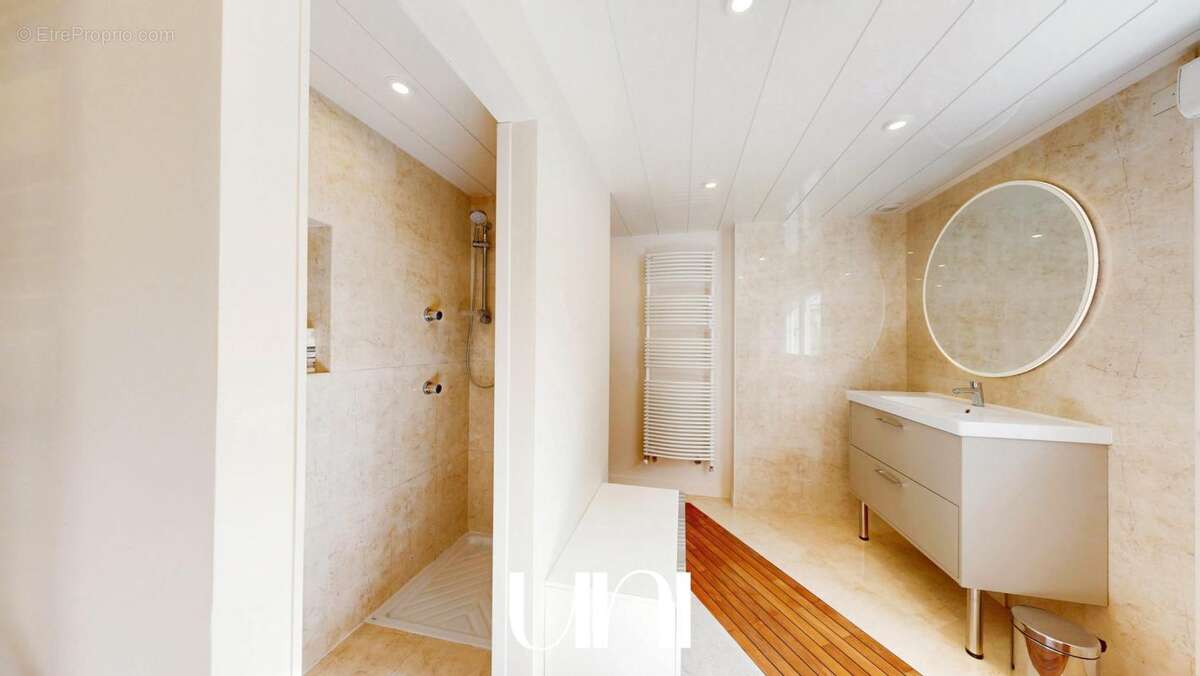 Maison à JUAYE-MONDAYE