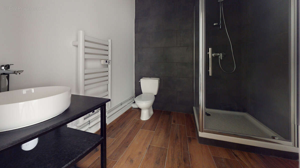 Appartement à BYANS-SUR-DOUBS