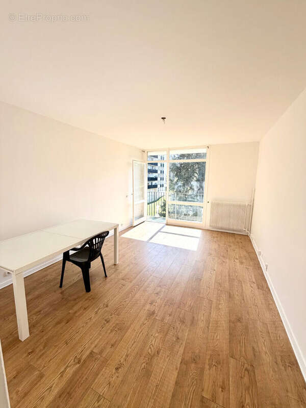 Appartement à RIS-ORANGIS