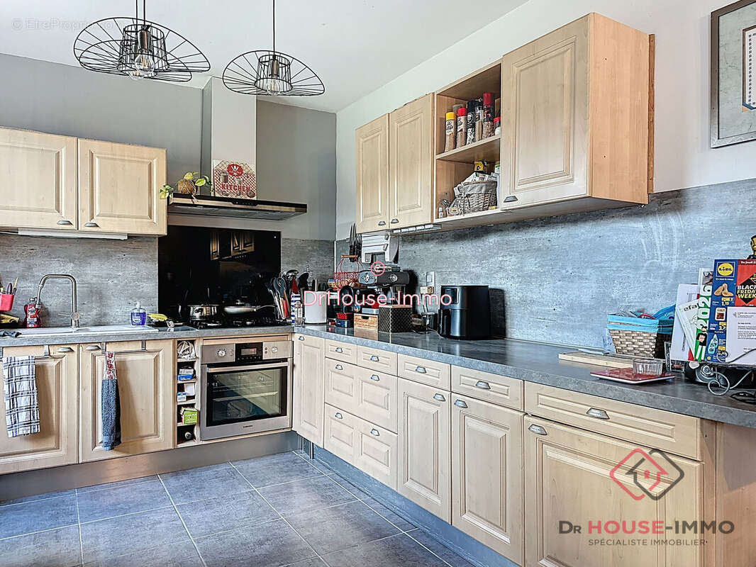 Maison à CHATEAU-L&#039;EVEQUE