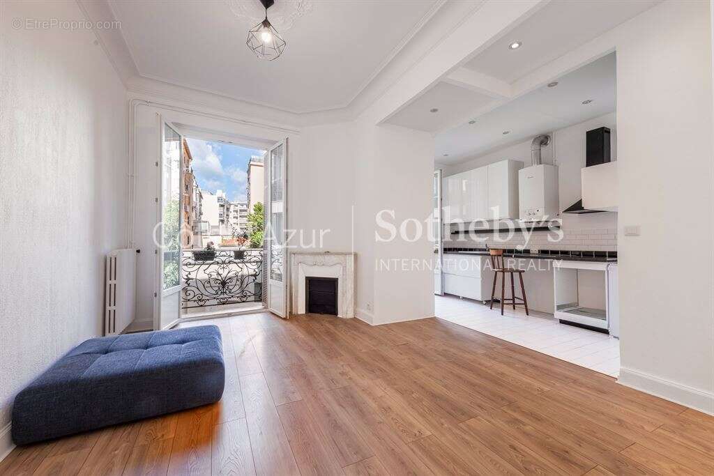Nice centre appartement bourgeois 4 pièces 85 m² proche Dubouchage au calme avec balcon - photo 2