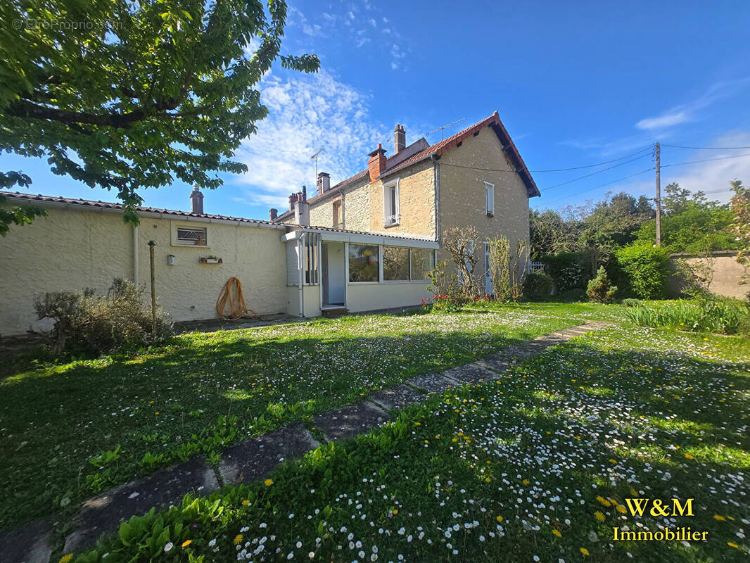 Maison à MALESHERBES