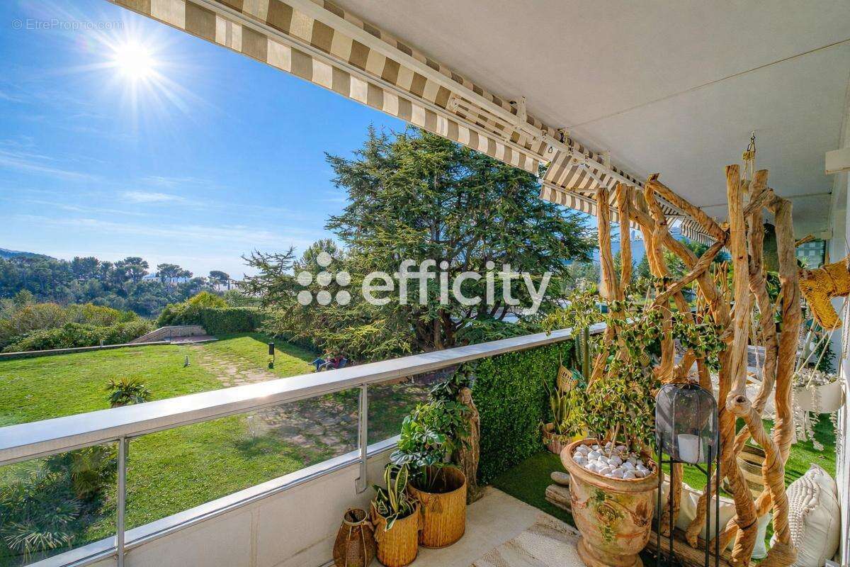 Appartement à MARSEILLE-8E