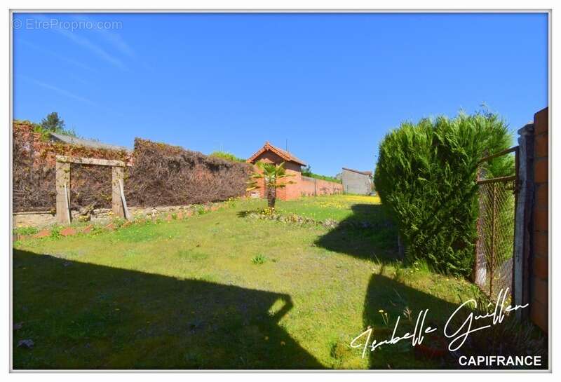 Maison à CHATEAUMEILLANT